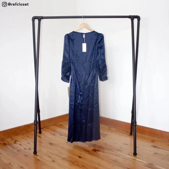 1HR SALE ⚡Reformation Arklow Dress (Navy) - Picture 4 of 5